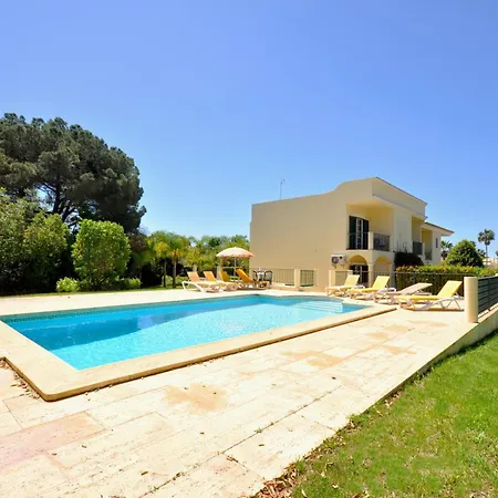 Villa A Stylish With A Private Pool, Short Drive From The Centre, Free Ac Wifi Quarteira