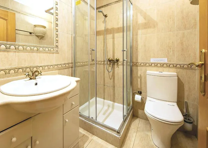 别墅 A Stylish With A Private Pool, Short Drive From The Centre, Free Ac Wifi *